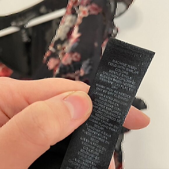 WHBM WHITE HOUSE BLACK MARKET Floral Velvet Burnout Cold Shoulder Blouse PETITE - Picture 10 of 12